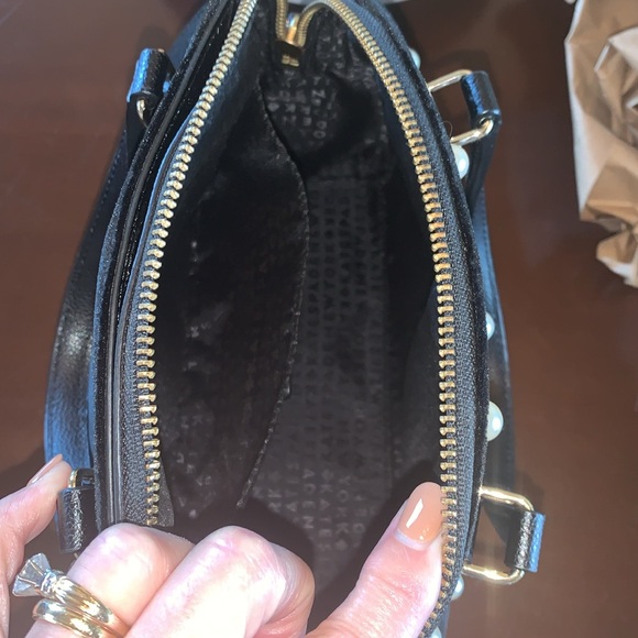 Kate Spade Mini Reilly velvet pearl bag EUC - Picture 14 of 17